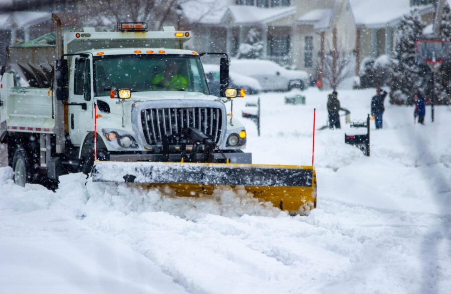 commercial services snow removal 1